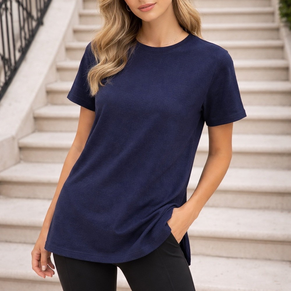 Lululemon Sweatshirt  Navy Short-Sleeve Women's Tee